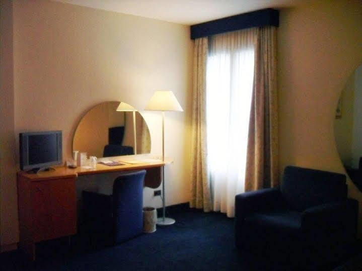 Vittoria Parc Hotel 바리 외부 사진